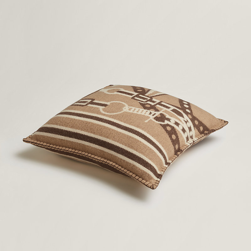 Grand Tralala pillow | Hermès Canada
